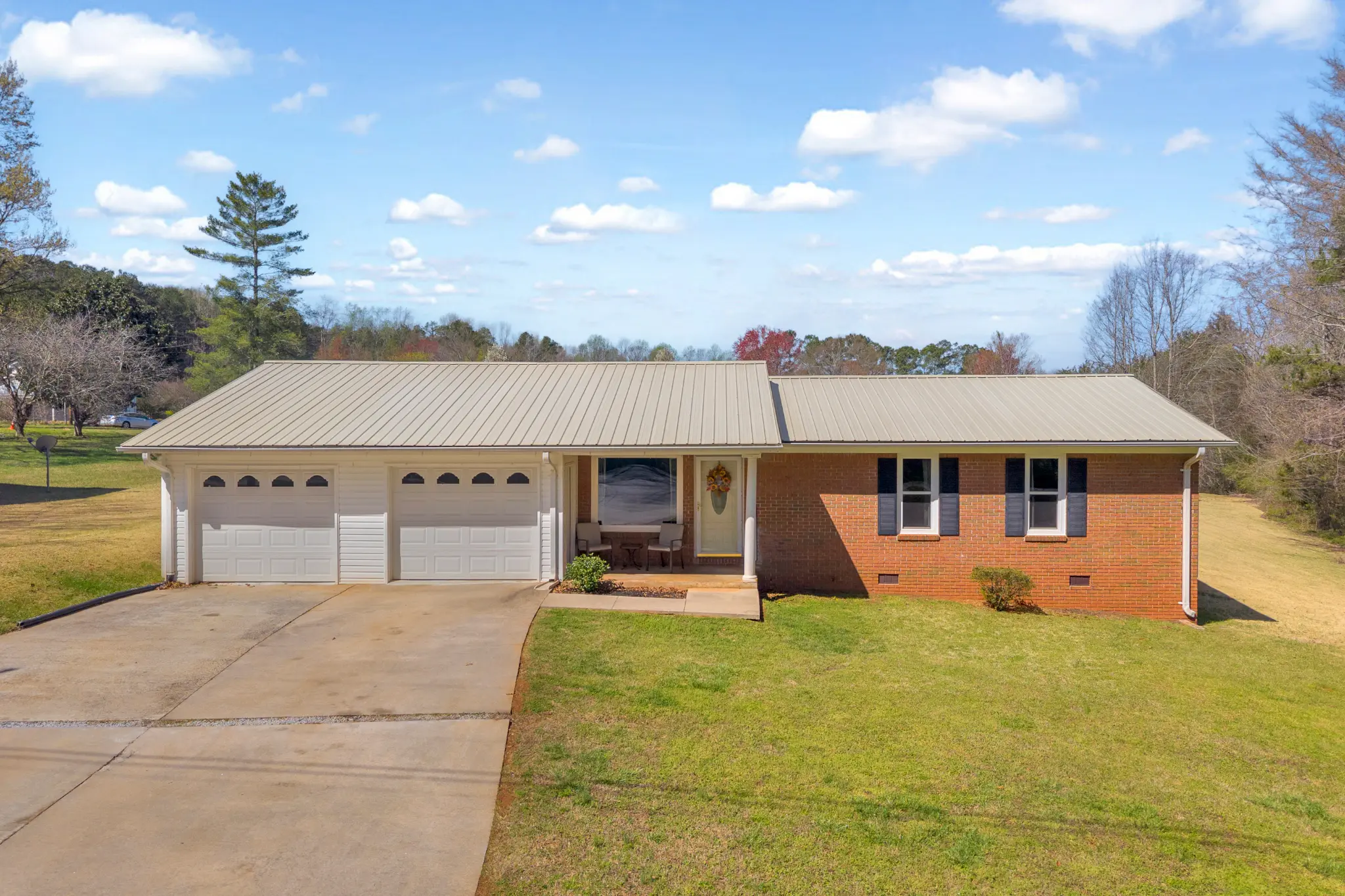 Under contract home near Toccoa, Georgia